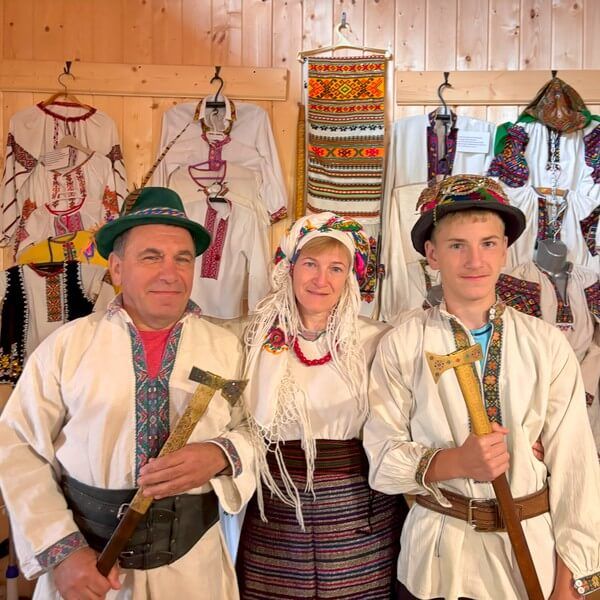 Верховина, гуцульські традиції та музей лікарських трав